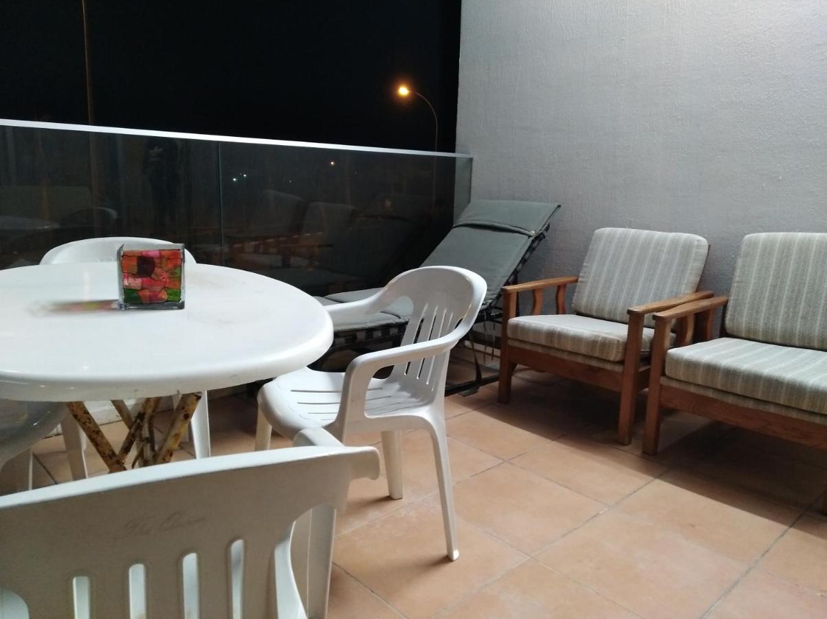 Larnaca, Pervolia 1 Bedroom Seaside Apartment Exterior foto