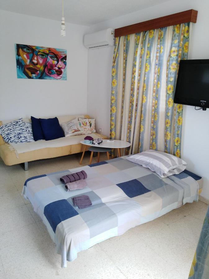 Larnaca, Pervolia 1 Bedroom Seaside Apartment Exterior foto